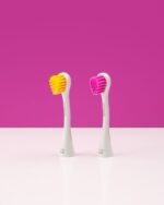 CURAPROX HYDROSONIC SENSITIVE náhradná hlavica, žltá + ružová 2 ks – Obrázok 2